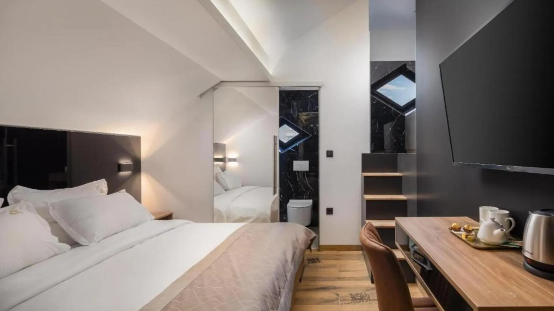 Top Rooms Split 0*,  Croatie