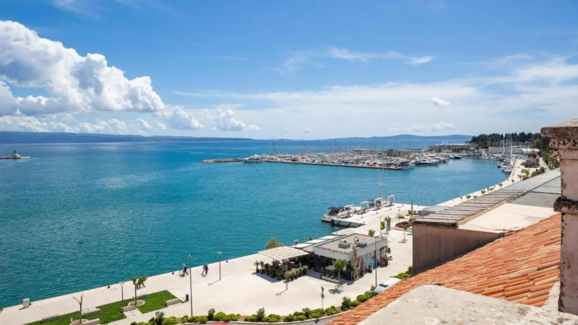 Top Rooms Split Appartement