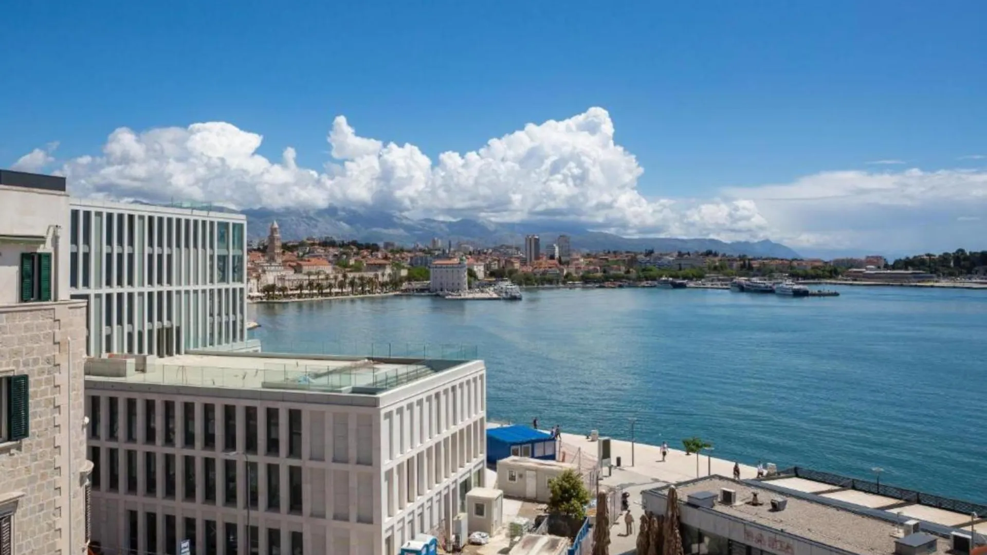 Top Rooms Split Appartement